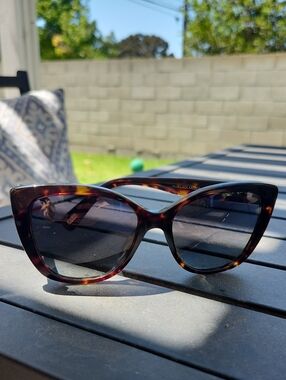 DIFF Ruby Tortoiseshell Cat Eye Women’s Sunglasses - Dark Lens Polarized